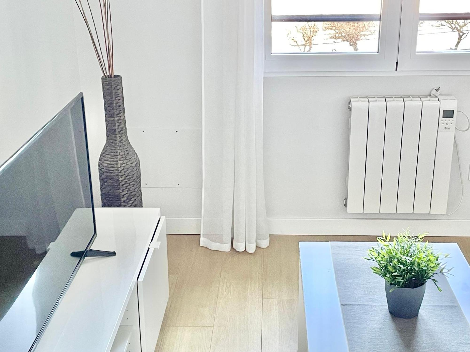Apartamento San Lorenzo Playa. Vistas Al Mar. Gijón Buitenkant foto