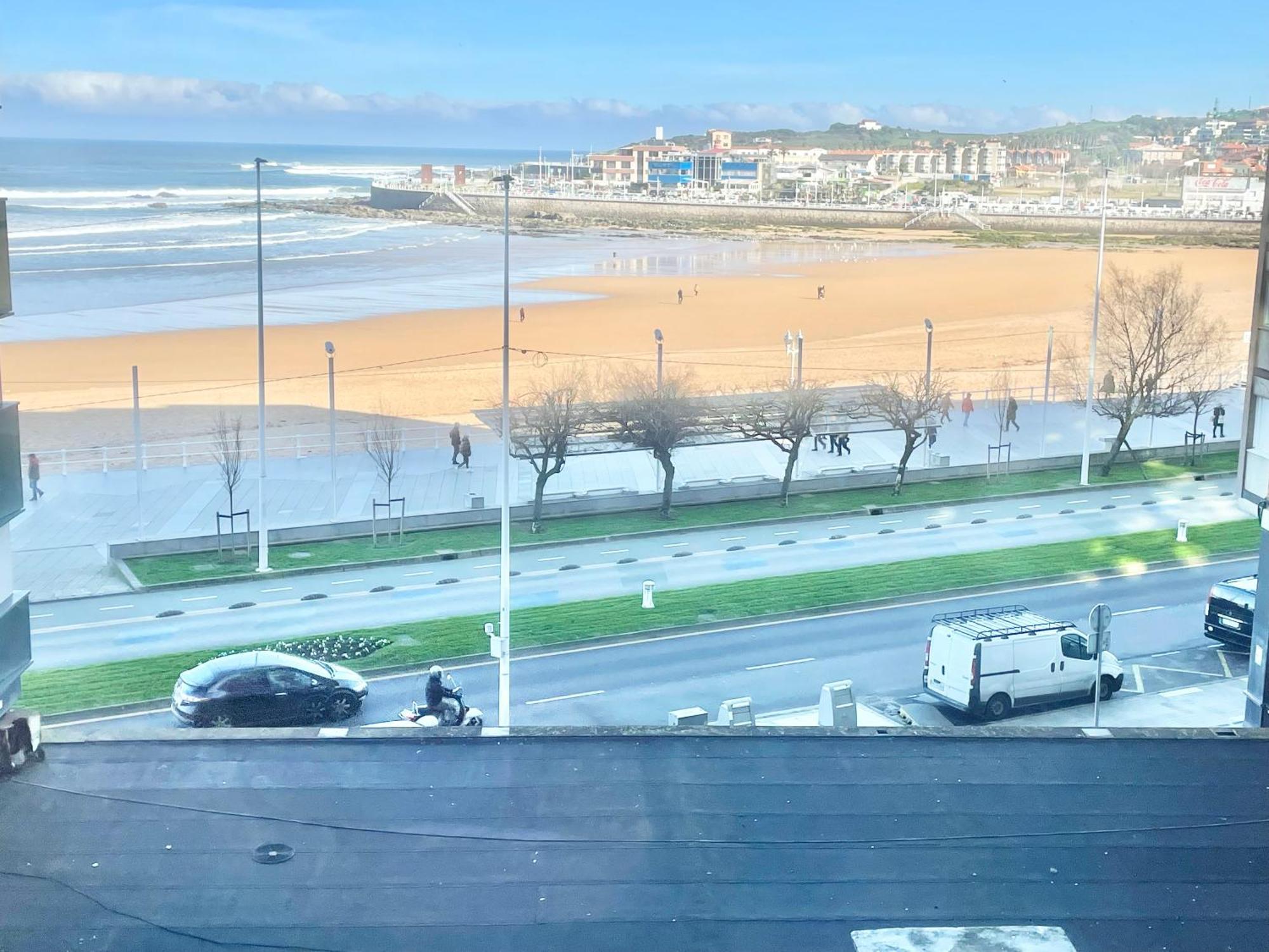 Apartamento San Lorenzo Playa. Vistas Al Mar. Gijón Buitenkant foto