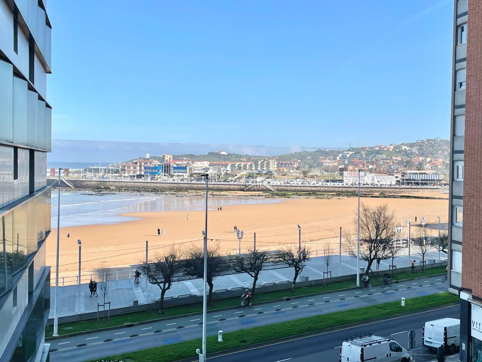 Apartamento San Lorenzo Playa. Vistas Al Mar. Gijón Buitenkant foto