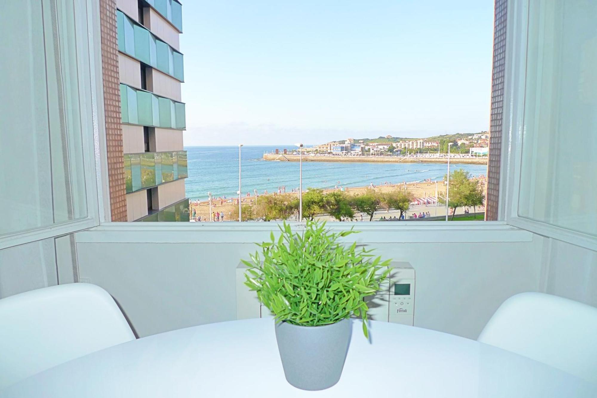 Apartamento San Lorenzo Playa. Vistas Al Mar. Gijón Buitenkant foto